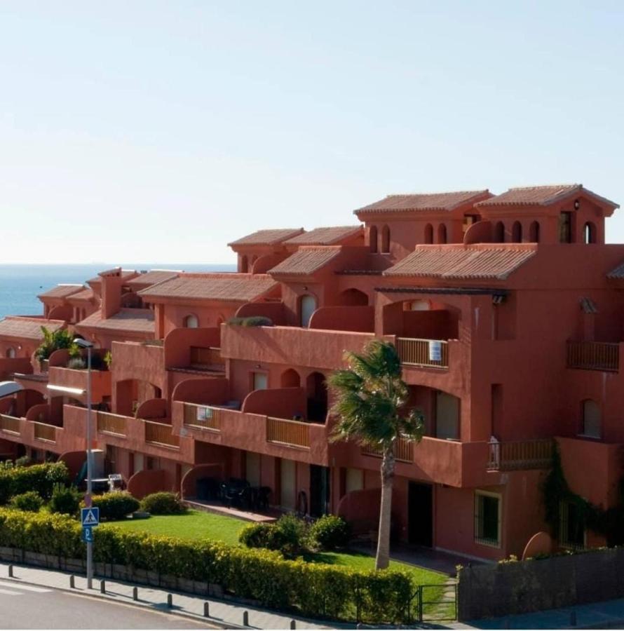 Apartamento Espacioso Muy Tranquilo Con Piscinas Y Jardines Cercano A La Playa Estepona Exterior foto